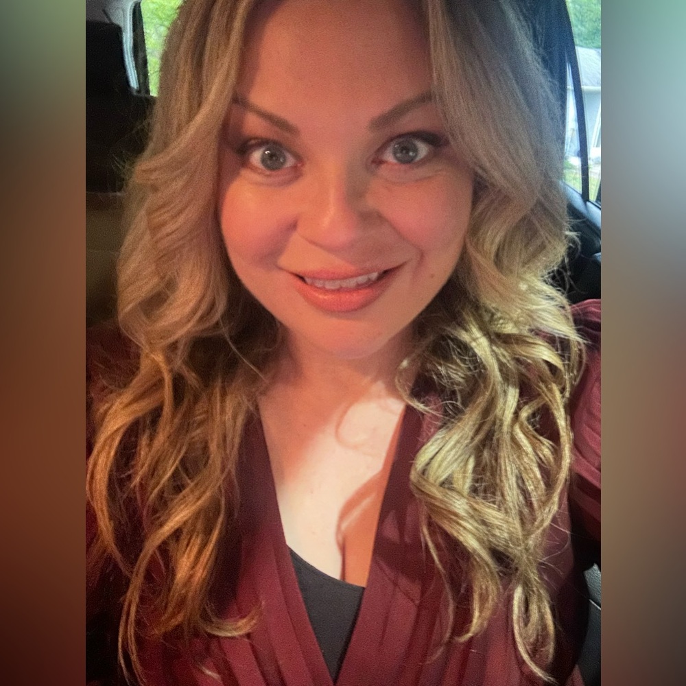 Meet your Posher, Sara
